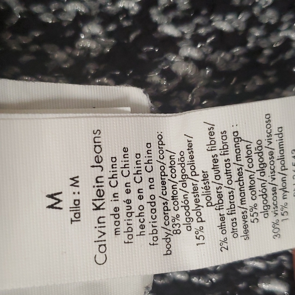 Calvin Klein sweater - Picture 6 of 7